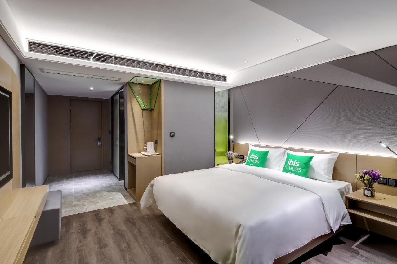 Ibis Styles Nanjing South Railway Station North Square Hotel Exterior foto